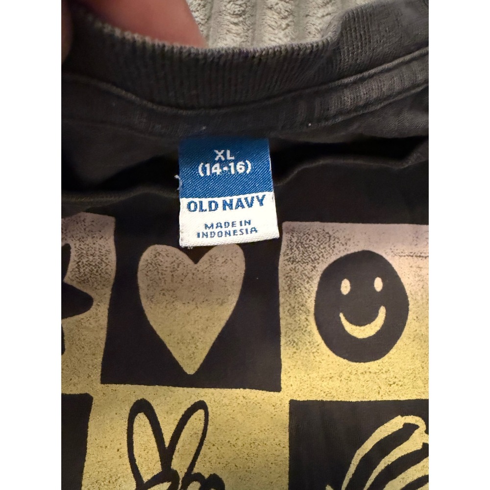 Old Navy Girls XL 14-16 Its Cool To Be Kind Graphic T-Shirt Gray Smiley Peace - Picture 3 of 5